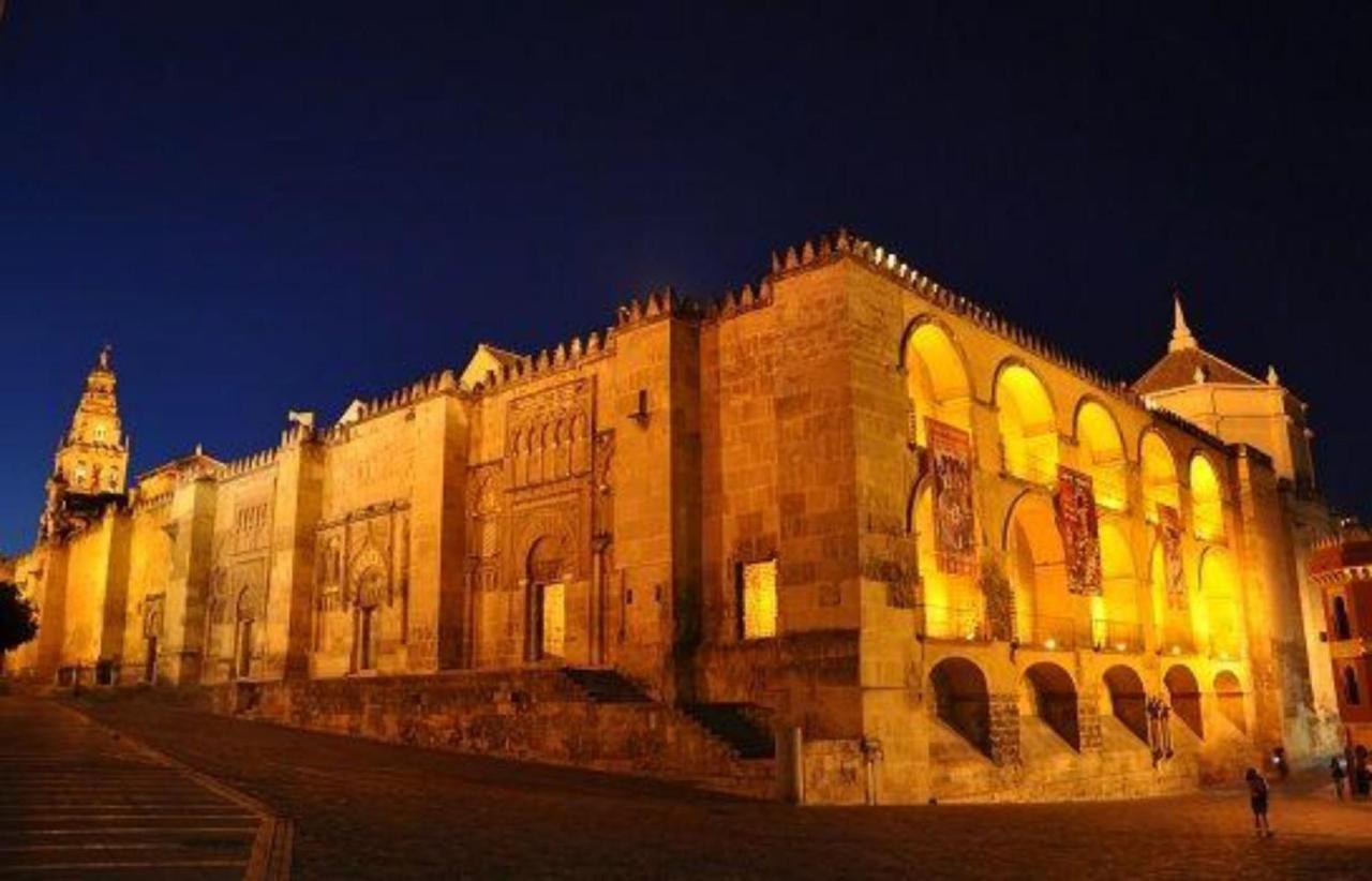 P Los Encantos De Almavir Córdoba Eksteriør bilde